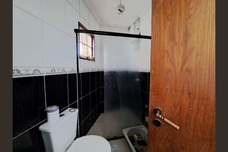 Casa à venda com 296m², 12 quartos e 4 vagas Casa à venda com 296m², 12 quartos e 4 vagasBanheiro 6