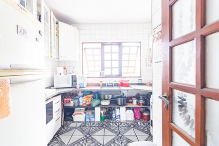 Casa à venda com 296m², 12 quartos e 4 vagas Casa à venda com 296m², 12 quartos e 4 vagasCozinha