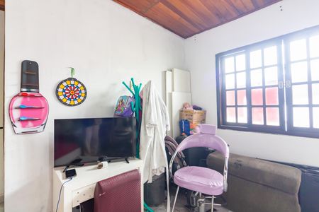 Casa à venda com 296m², 12 quartos e 4 vagas Casa à venda com 296m², 12 quartos e 4 vagasQuarto 2