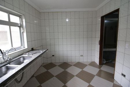 Casa à venda com 296m², 12 quartos e 4 vagas Casa à venda com 296m², 12 quartos e 4 vagasCozinha 3
