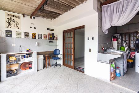 Casa à venda com 296m², 12 quartos e 4 vagas Casa à venda com 296m², 12 quartos e 4 vagasÁrea Gourmet