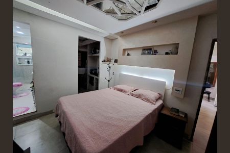 Casa à venda com 296m², 12 quartos e 4 vagas Casa à venda com 296m², 12 quartos e 4 vagasQuarto 12 - Suite