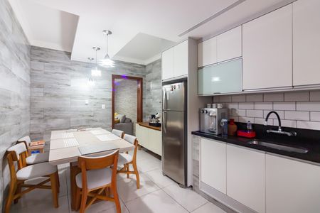Casa à venda com 296m², 12 quartos e 4 vagas Casa à venda com 296m², 12 quartos e 4 vagasCozinha 2