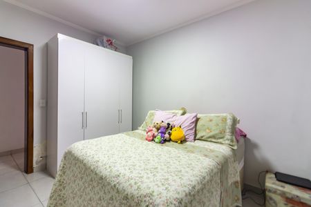 Casa à venda com 296m², 12 quartos e 4 vagas Casa à venda com 296m², 12 quartos e 4 vagasQuarto 4