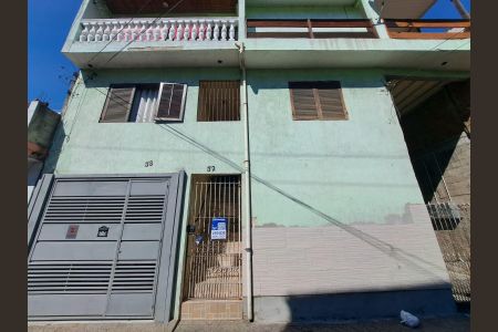 Casa à venda com 296m², 12 quartos e 4 vagas Casa à venda com 296m², 12 quartos e 4 vagasFachada