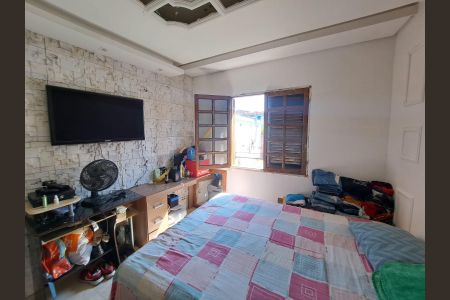 Casa à venda com 296m², 12 quartos e 4 vagas Casa à venda com 296m², 12 quartos e 4 vagasQuarto 11