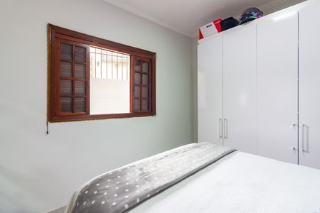 Casa à venda com 296m², 12 quartos e 4 vagas Casa à venda com 296m², 12 quartos e 4 vagasQuarto 6