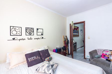 Casa à venda com 296m², 12 quartos e 4 vagas Casa à venda com 296m², 12 quartos e 4 vagasQuarto 3