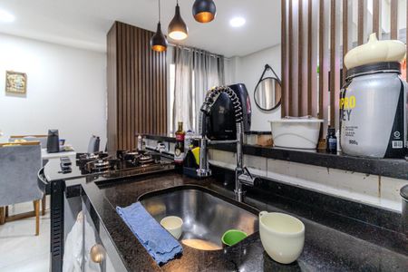 Cozinha de apartamento à venda com 2 quartos, 48m² em Centro Histórico de São Paulo, São Paulo