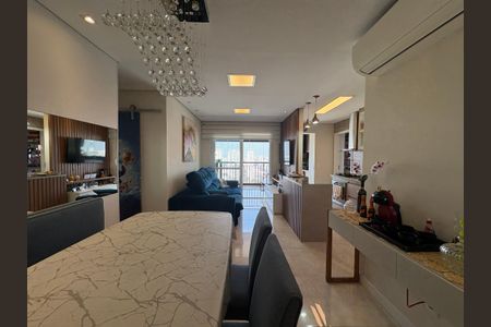 Apartamento à venda com 89m², 3 quartos e 2 vagas Apartamento à venda com 89m², 3 quartos e 2 vagasSala