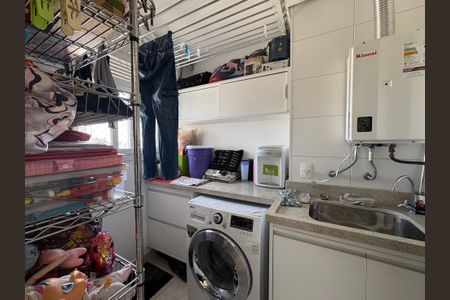 Apartamento à venda com 89m², 3 quartos e 2 vagas Apartamento à venda com 89m², 3 quartos e 2 vagasÁrea de Serviço