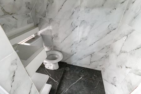Casa para alugar com 42m², 1 quarto e sem vaga Casa para alugar com 42m², 1 quarto e sem vagaBanheiro Social