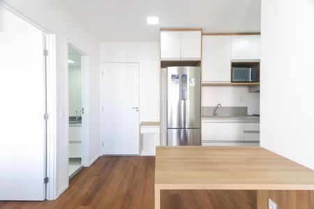 Sala de apartamento para alugar com 2 quartos, 39m² em Vila Sonia, São Paulo