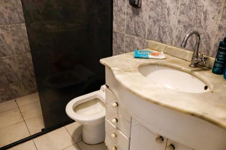 Casa à venda com 125m², 3 quartos e 2 vagasBanheiro Social