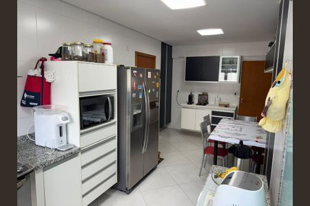 Apartamento à venda com 155m², 3 quartos e 4 vagasFoto 18