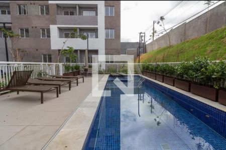 Apartamento à venda com 24m², 1 quarto e sem vaga Apartamento à venda com 24m², 1 quarto e sem vagaÁrea comum - Piscina
