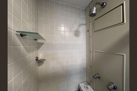 Apartamento para alugar com 70m², 2 quartos e 1 vaga Apartamento para alugar com 70m², 2 quartos e 1 vagaBanheiro Social