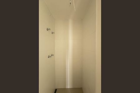 Banheiro de kitnet/studio à venda com 1 quarto, 23m² em Cidade Monções, São Paulo