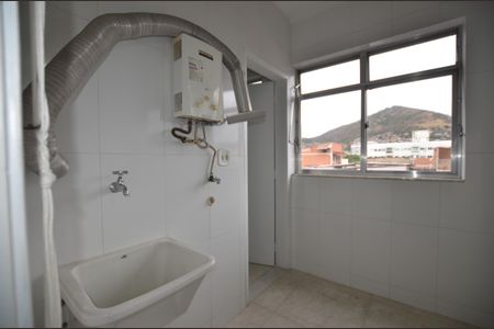 Apartamento para alugar com 105m², 2 quartos e 1 vagaÁrea de Serviço