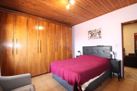 Casa à venda com 800m², 3 quartos e 8 vagasQuarto 1