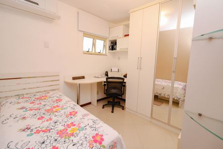 Apartamento à venda com 280m², 3 quartos e 1 vaga Apartamento à venda com 280m², 3 quartos e 1 vagaQuarto 2