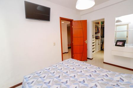 Apartamento à venda com 280m², 3 quartos e 1 vaga Apartamento à venda com 280m², 3 quartos e 1 vagaQuarto 3