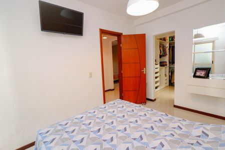 Apartamento à venda com 280m², 3 quartos e 1 vaga Apartamento à venda com 280m², 3 quartos e 1 vagaQuarto 3