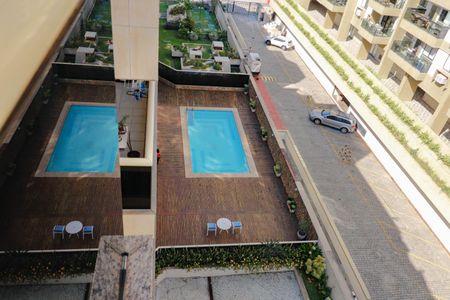 Apartamento à venda com 280m², 3 quartos e 1 vaga Apartamento à venda com 280m², 3 quartos e 1 vagaÁrea comum