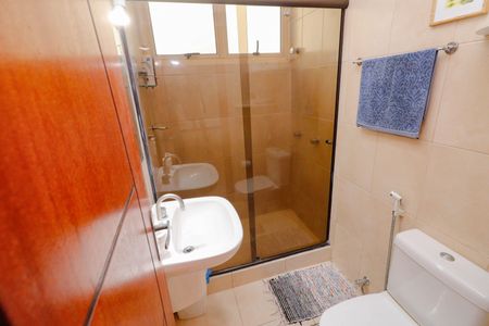 Apartamento à venda com 280m², 3 quartos e 1 vaga Apartamento à venda com 280m², 3 quartos e 1 vagaBanheiro Social