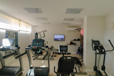 Apartamento à venda com 280m², 3 quartos e 1 vaga Apartamento à venda com 280m², 3 quartos e 1 vagaÁrea comum