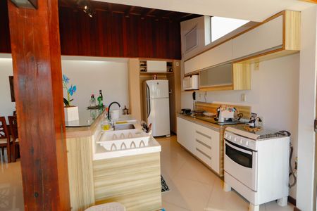 Apartamento à venda com 280m², 3 quartos e 1 vaga Apartamento à venda com 280m², 3 quartos e 1 vagaCozinha