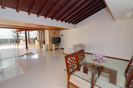 Sala de apartamento à venda com 3 quartos, 280m² em Barra da Tijuca, Rio de Janeiro