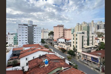 Apartamento à venda com 150m², 3 quartos e 3 vagasVista