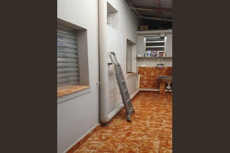 Casa à venda com 186m², 2 quartos e 2 vagas