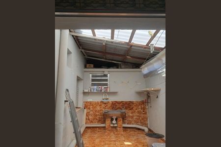 Casa à venda com 186m², 2 quartos e 2 vagas