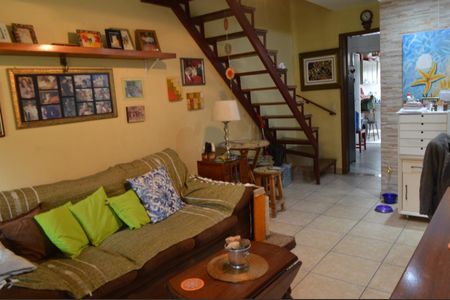 Sala de casa de condomínio para alugar com 2 quartos, 65m² em Pechincha, Rio de Janeiro