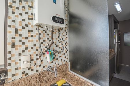 Apartamento à venda com 81m², 2 quartos e 2 vagasÁrea de Serviço