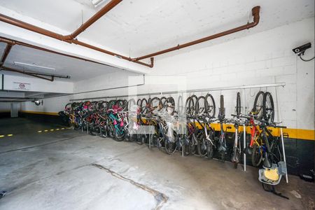 Apartamento à venda com 73m², 2 quartos e 1 vagaÁrea comum