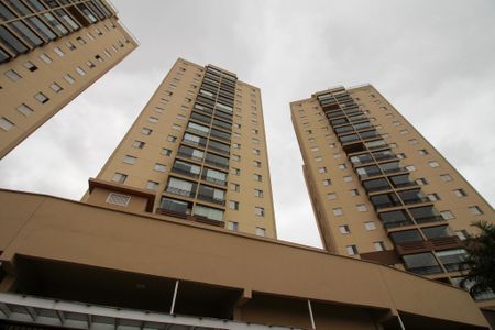 Apartamento à venda com 64m², 2 quartos e 1 vagaFachada