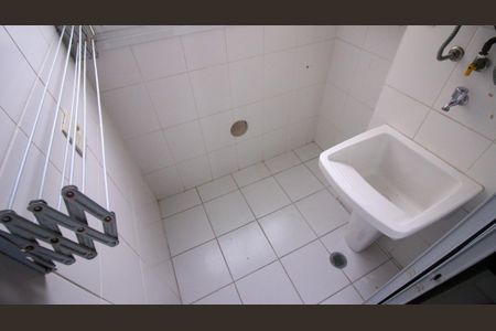 Apartamento à venda com 64m², 2 quartos e 1 vagaÁrea de Serviço