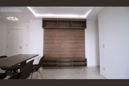Apartamento à venda com 64m², 2 quartos e 1 vagaSala/Cozinha