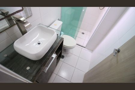 Apartamento à venda com 64m², 2 quartos e 1 vagaBanheiro Social