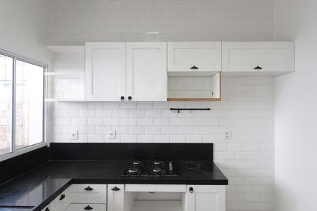 Cozinha de casa de condomínio para alugar com 2 quartos, 85m² em Dona Clara, Belo Horizonte