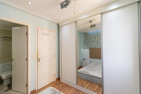 Apartamento à venda com 74m², 3 quartos e 2 vagas Apartamento à venda com 74m², 3 quartos e 2 vagasSuíte