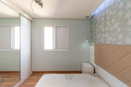 Apartamento à venda com 74m², 3 quartos e 2 vagas Apartamento à venda com 74m², 3 quartos e 2 vagasSuíte