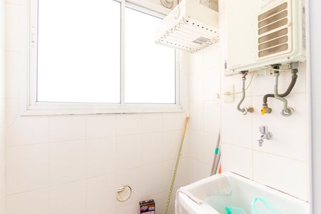 Apartamento à venda com 74m², 3 quartos e 2 vagas Apartamento à venda com 74m², 3 quartos e 2 vagasÁrea de Serviço