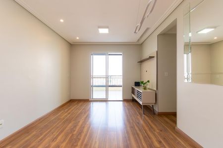 Apartamento à venda com 74m², 3 quartos e 2 vagas Apartamento à venda com 74m², 3 quartos e 2 vagasSala