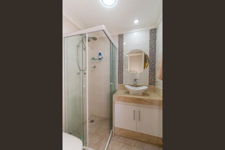 Apartamento à venda com 74m², 3 quartos e 2 vagas Apartamento à venda com 74m², 3 quartos e 2 vagasBanheiro 2