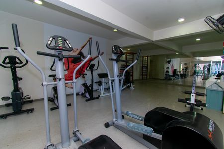 Apartamento à venda com 74m², 3 quartos e 2 vagas Apartamento à venda com 74m², 3 quartos e 2 vagasÁrea comum - Academia