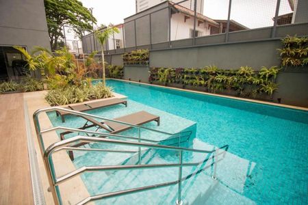 Studio para alugar com 26m², 1 quarto e sem vaga Studio para alugar com 26m², 1 quarto e sem vagaÁrea comum - Piscina